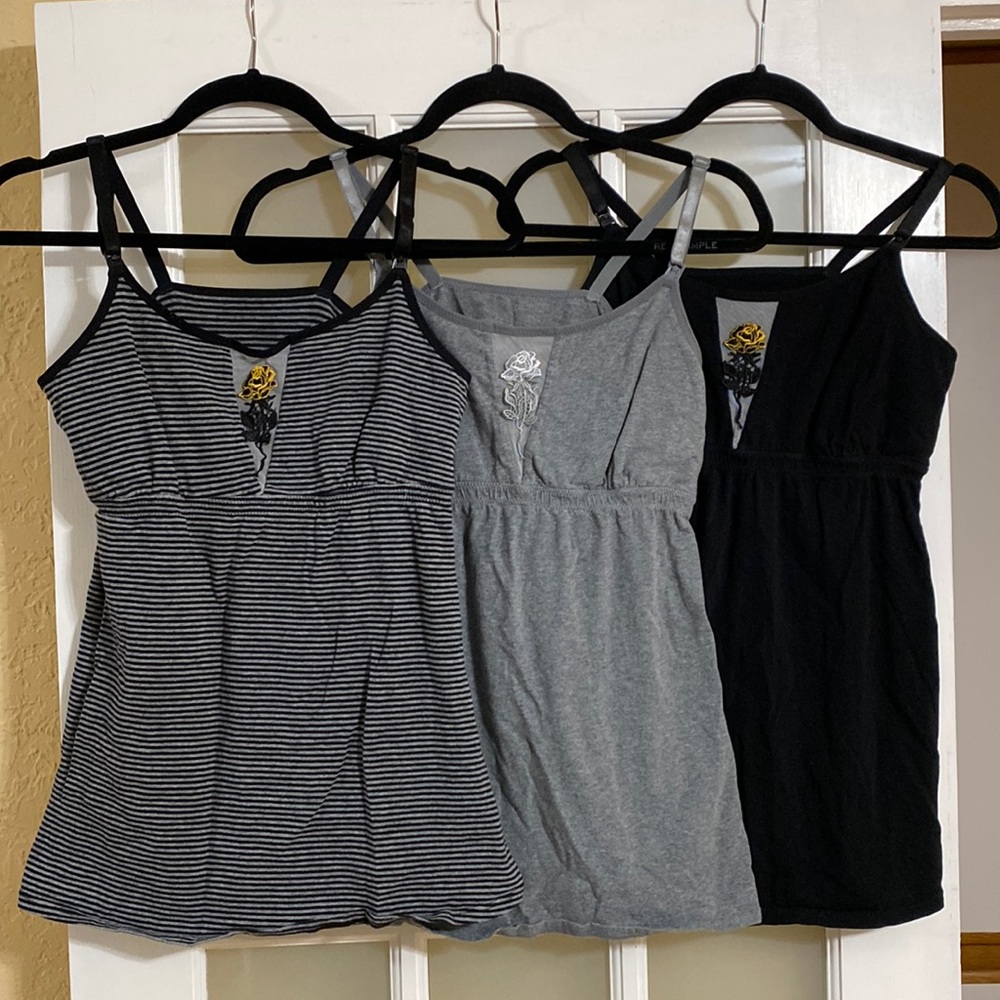 3 SUIEK Nursing Tank Tops
